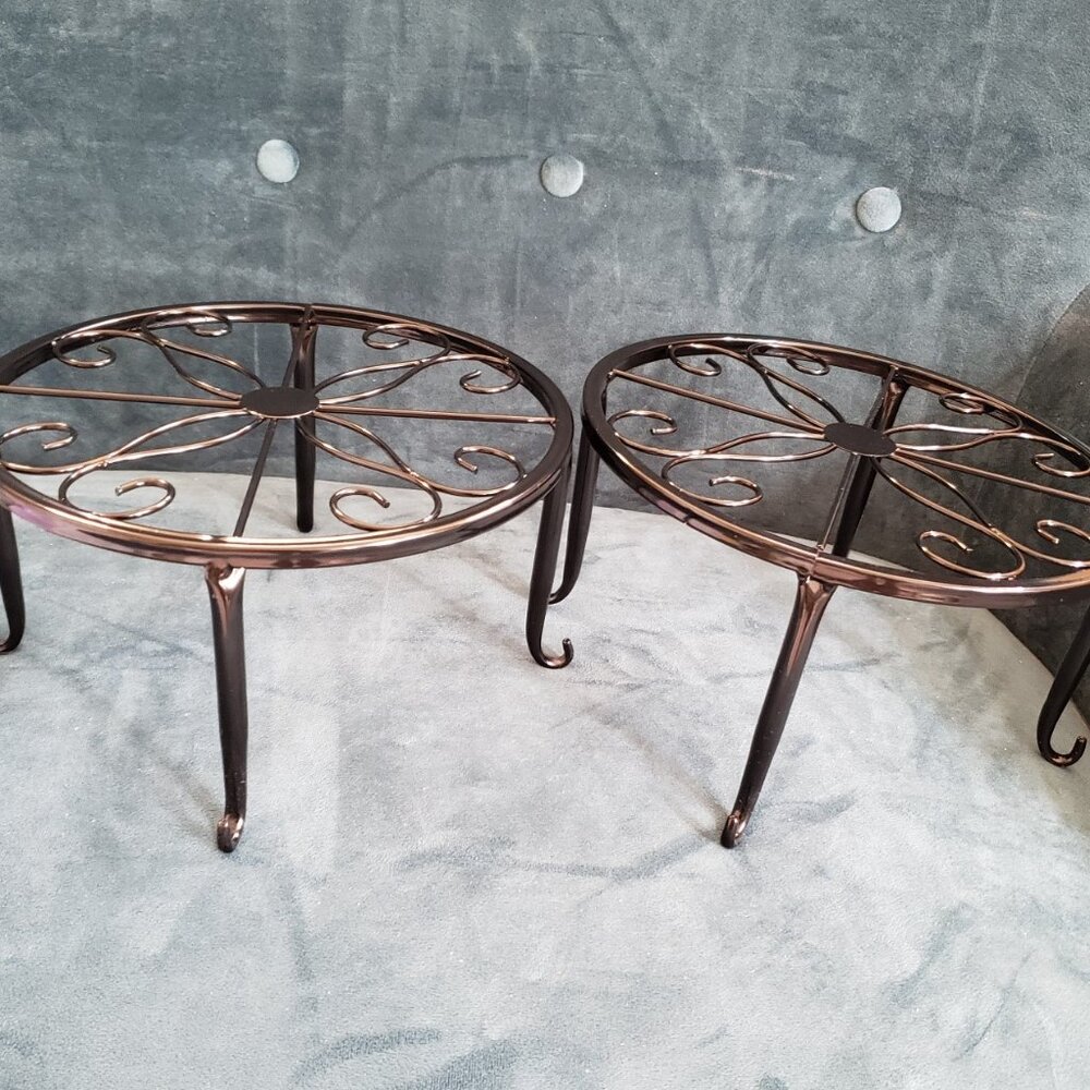 Indoor/Outdoor Elegant 9" Metal Art Rustproof Potted Plant Stands - Picture 4 of 5